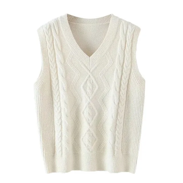 OVERSIZED CABLE KNIT VEST
