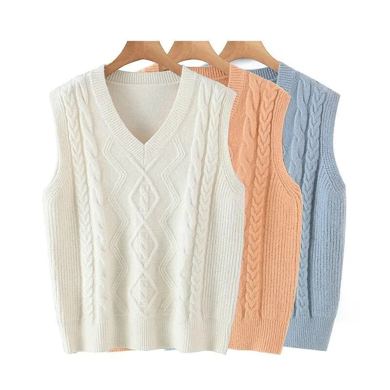 OVERSIZED CABLE KNIT VEST